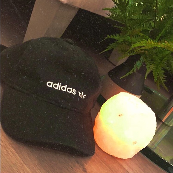 adidas Accessories - Women’s Adidas Hat 🕺🏻✨